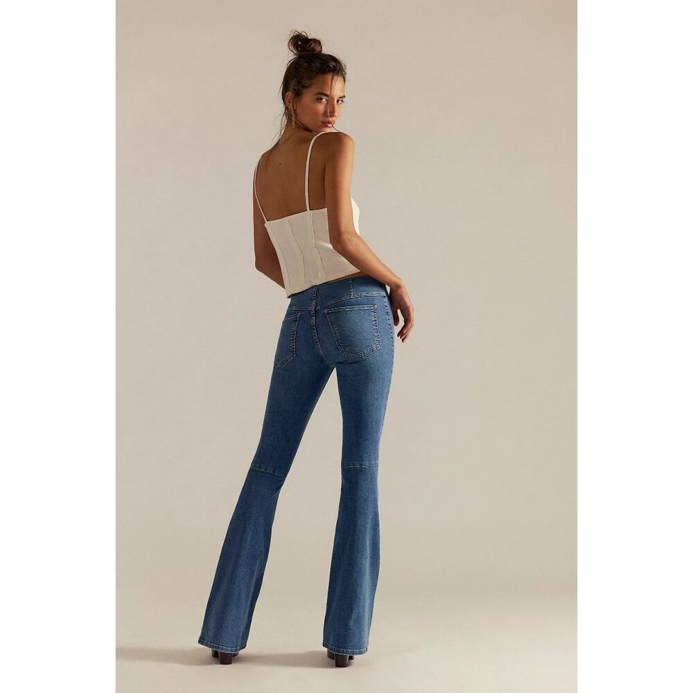 Free People We The Free PENNY Blue Pull-On Stretch Denim Flare Jeans Size 26 - Picture 5 of 8